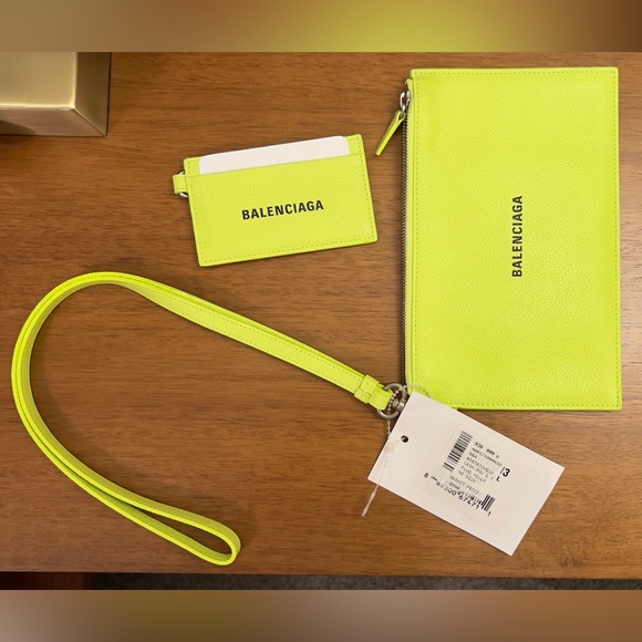 BALENCIAGA Cash Pouch with Card Holder Neon Yellow OS NEW - Picture 7 of 8